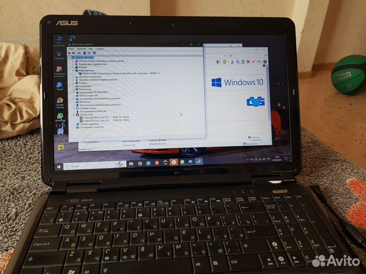 Ноутбук asus