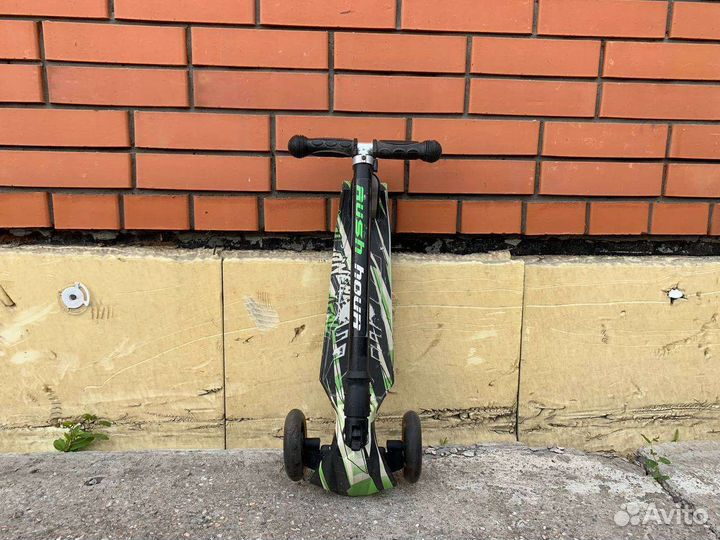 Самокат детский трехколесный