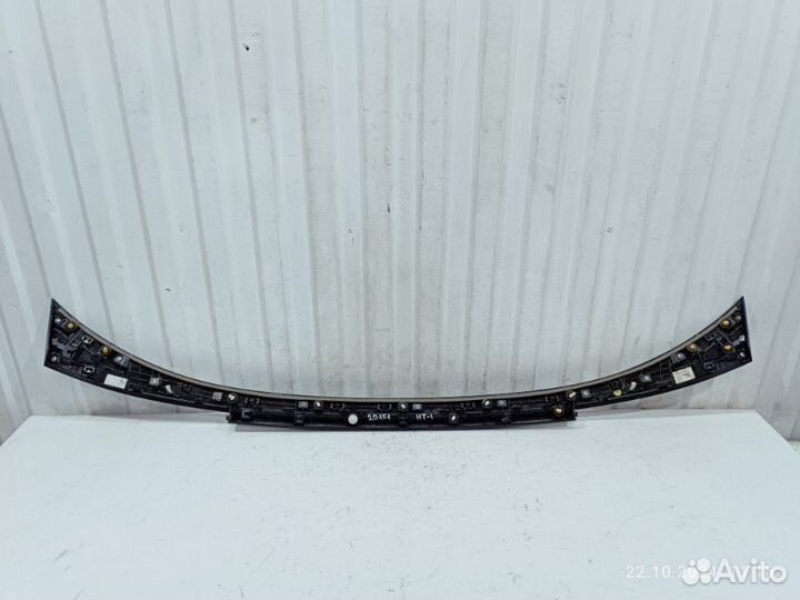 Кронштейн спойлера крышки багажника Kia Sportage