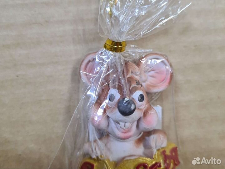 Магнитик сувенирный Крыса