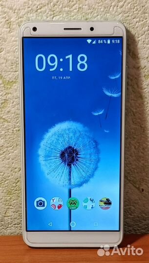 ZTE Blade V9, 3/32 ГБ