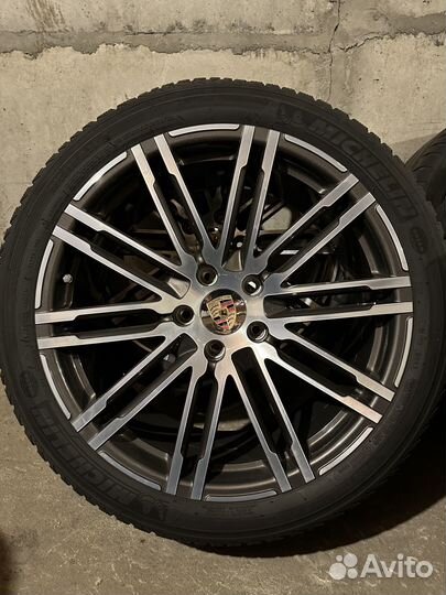 Оригинальные зимние колеса R21 Porsche Cayenne E2