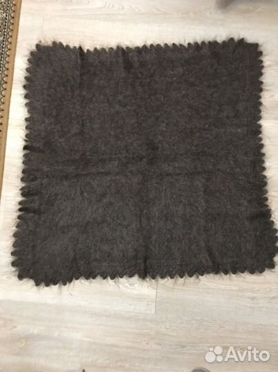 Платок пуховый новый 1.00Х1.00