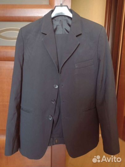 Школьный костюм