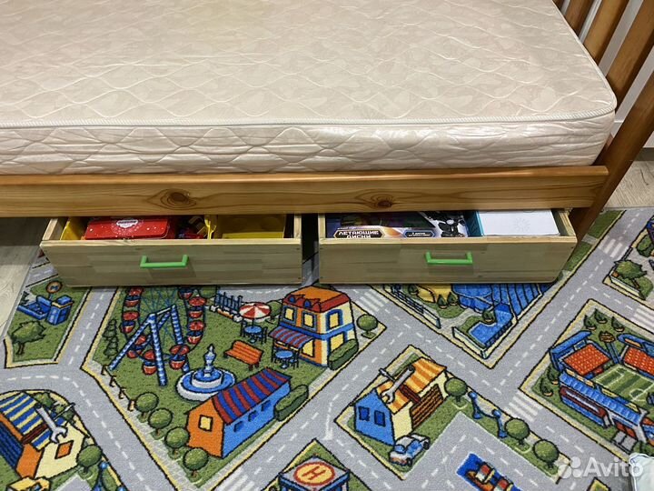 Кровать детская