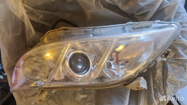 Фара правая и левая toyota camry V40