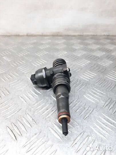 Форсунка Volkswagen Golf хэтчбэк 5 дв. 1.9 BXE
