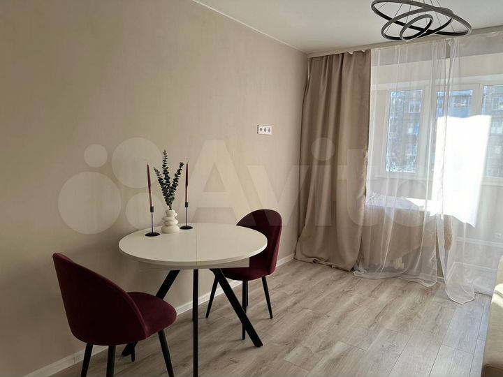 2-к. квартира, 37 м², 2/5 эт.