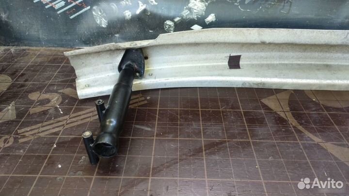 Усилитель бампера с кронштейнами задний Audi A6 C5