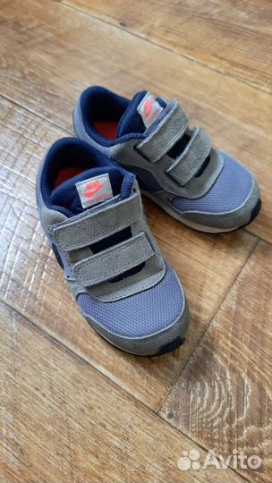 Кроссовки nike детские