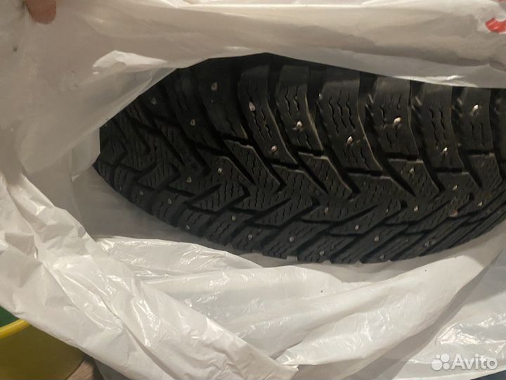 Nokian Tyres Hakkapeliitta 8 SUV 225/60 R17