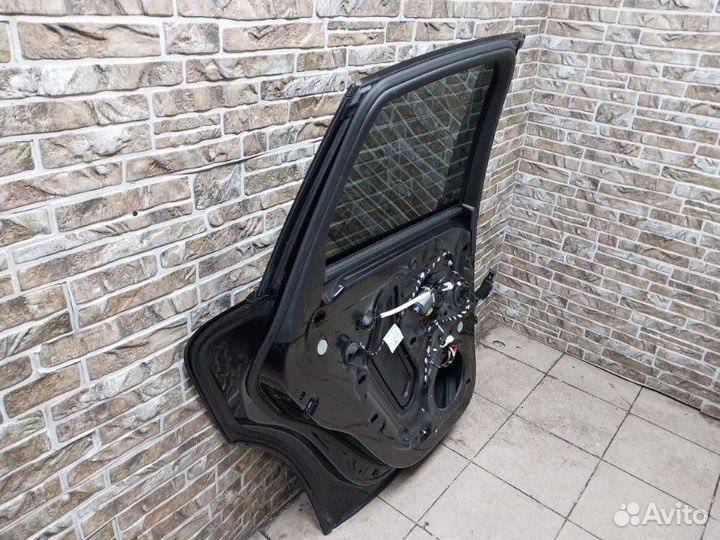 Дверь задняя левая Porsche Macan