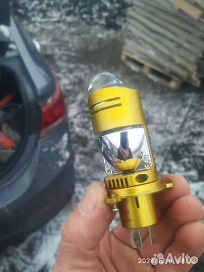 LED лампа h4 с линзой