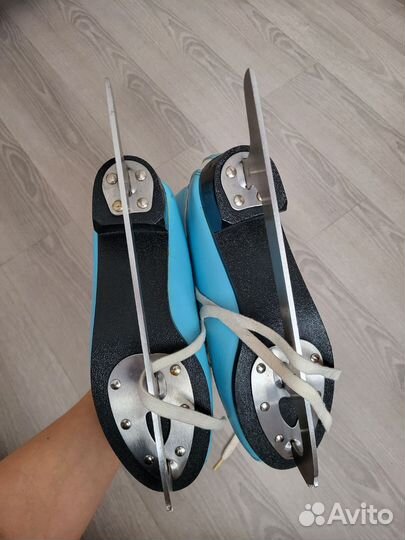 Коньки фигурные 41