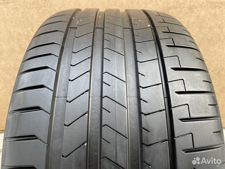Pirelli P Zero PZ4 285/30 R21