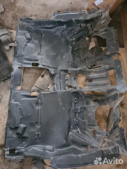 Обшивка салона Mercedes-Benz S-Klass седан