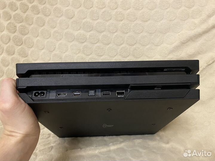 Sony PS4 pro 1tb