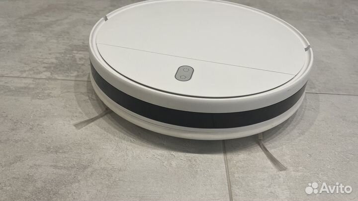 Робот-пылесос Xiaomi Mi Robot Vacuum-Mop Essential