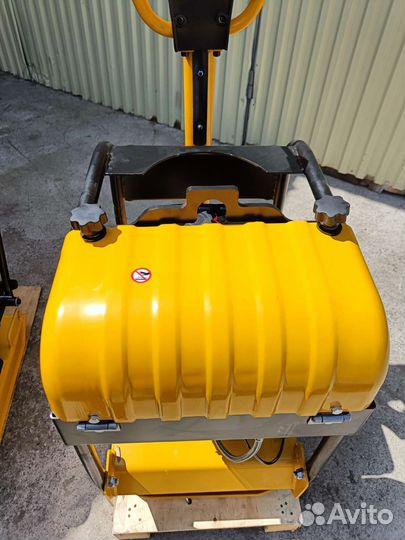 Виброплита реверсивная TOR TK-150