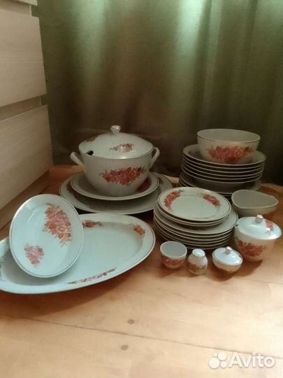 Сервиз столовый