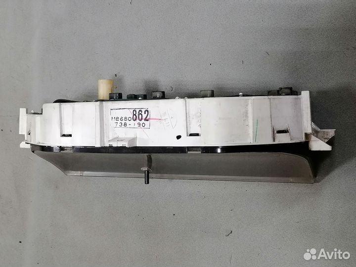 Панель приборов Mitsubishi Mirage 1991