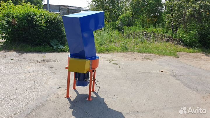 Шредер измельчитель пластика пэт «Шмель»