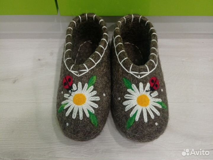 Рисунок, вышивка на валяные изделия