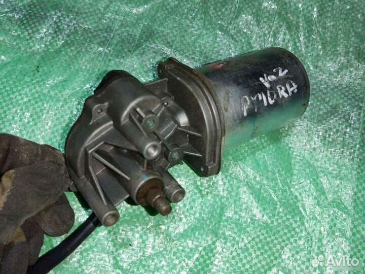 Мотор стеклоочистителя передний LADA Priora