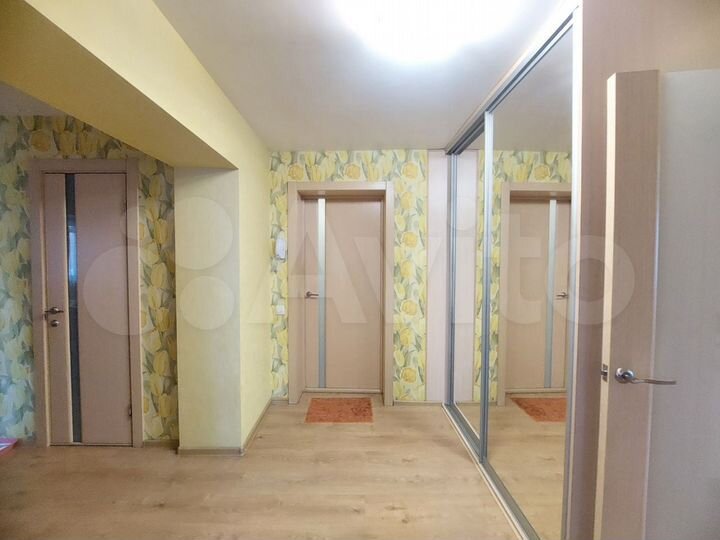 4-к. квартира, 99,6 м², 2/5 эт.