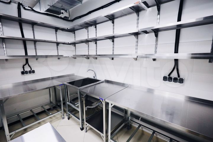 Оборудованный общепит, 50 м²