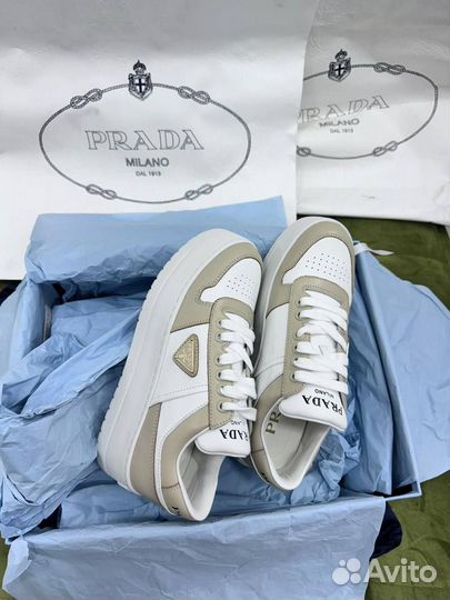 Женские кроссовки Prada Downtown Bold Beige