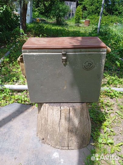 Зимний рыболовный ящик