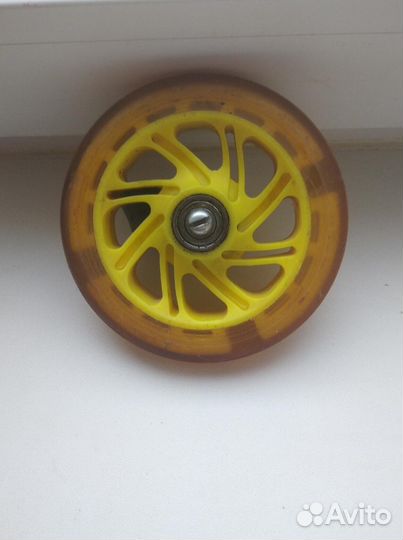Колеса для хозяйственной тележки и самоката