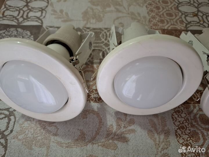 Точечные встраиваемые светильники
