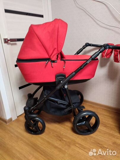 Коляска Adamex Reggio 3 в 1