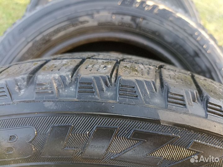 Bridgestone Blizzak Revo1 185/65 R15