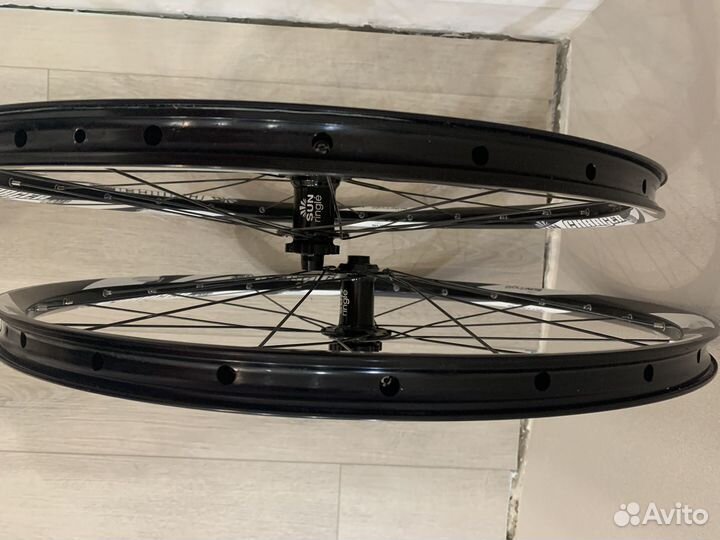 Вилсет SunRingle Charger 26