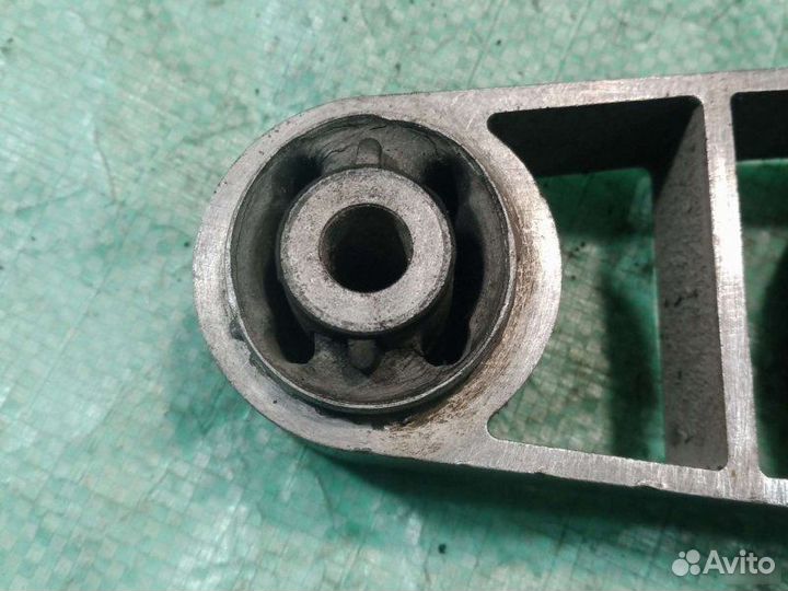 Подушка двигателя Ford Mondeo 3