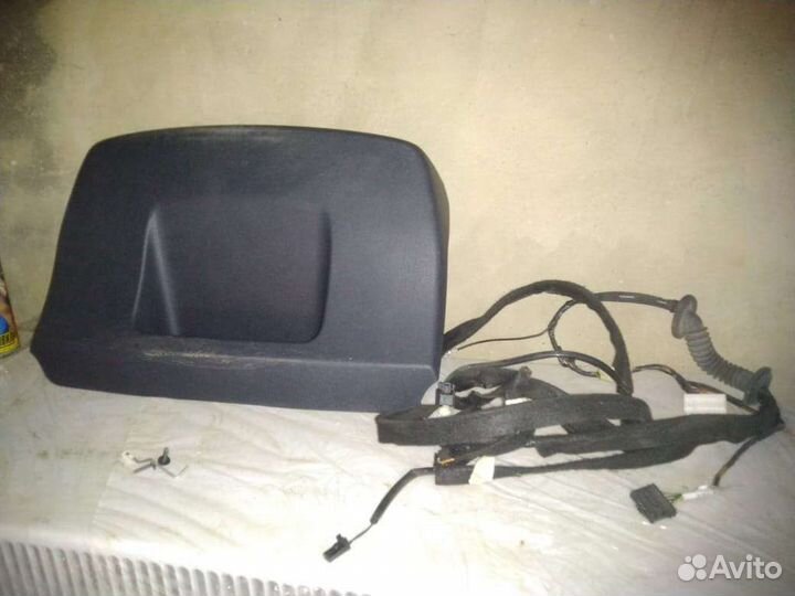 Крышка багажника renault sandero stepway 2