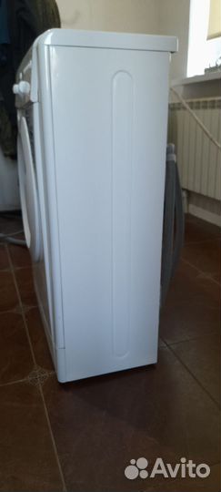 Indesit 4 кг состояние идеальное