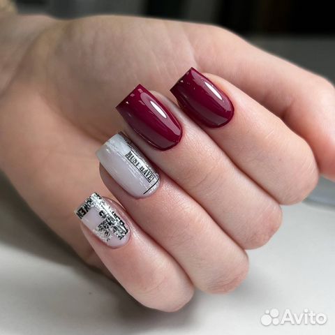 Маникюр педикюр