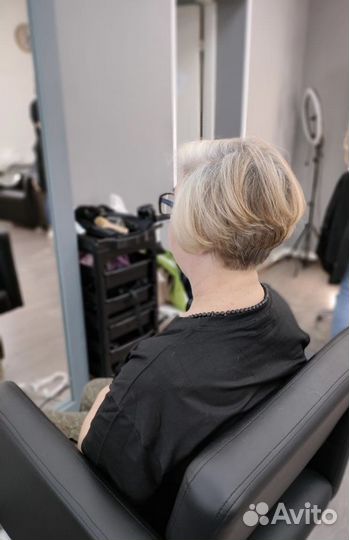 Парикмахер,женские и мужские стрижки