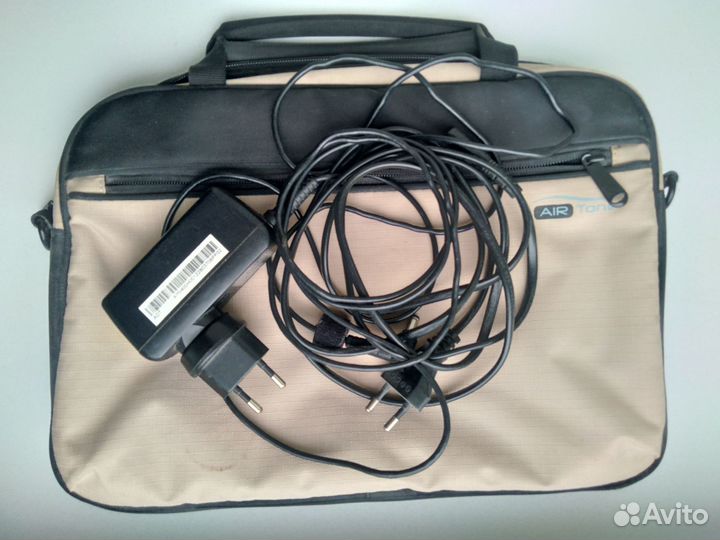 Продаю нетбук Acer Aspire One AO725-C6Skk