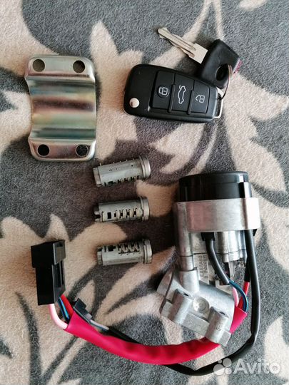 Замок зажигания и личинки ваз