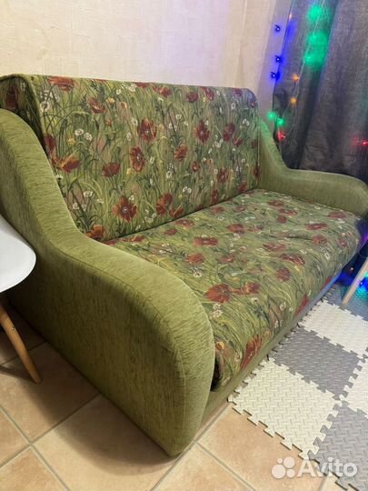Мини диван раскладной б/у