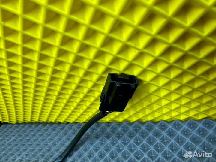 Замок багажника Nissan Primera P11 SR20 2.0 1996