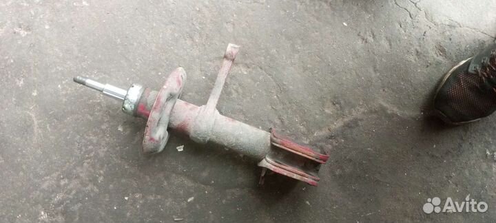 Амортизаторы на гранту