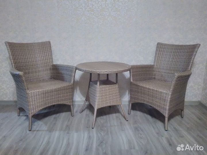 Комплект мебели из ротанга