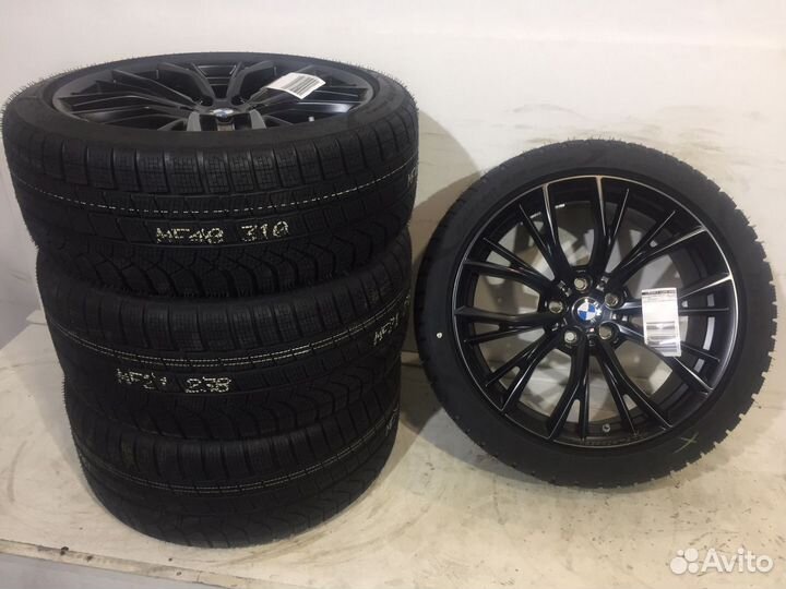 R19 Pirelli P Zero Winter 275/35, PCD 5x112 DIA 66.6