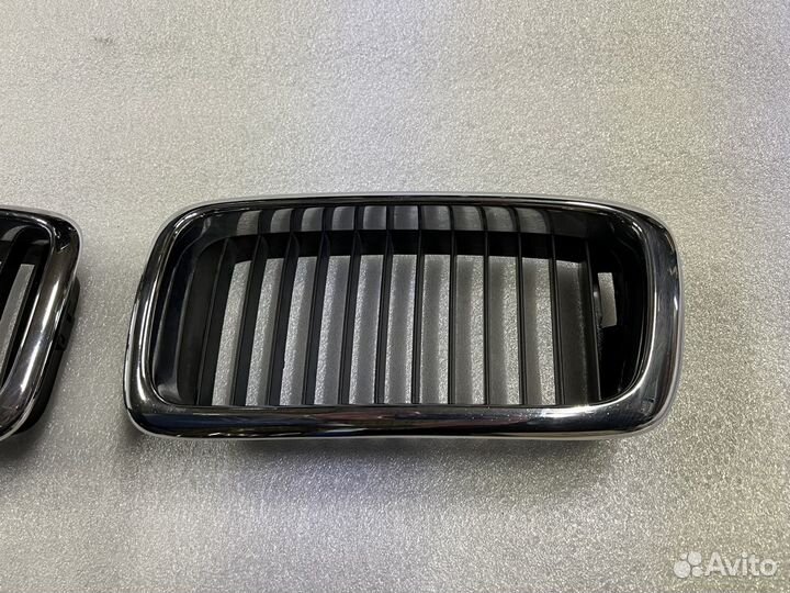 Решетки капота ноздри BMW E38 дорестайлинг